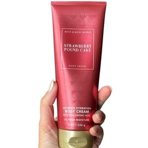 Bath & Body Works Strawberry Pound Cake Body Cream 8 oz